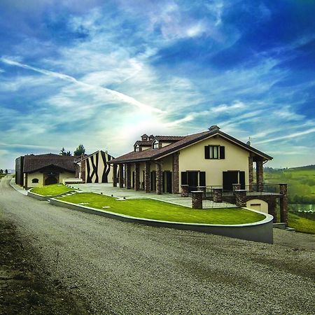 Montalbera Wine Suites Montemagno  エクステリア 写真