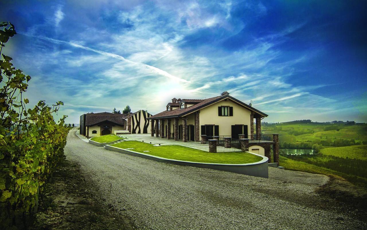 Montalbera Wine Suites Montemagno  エクステリア 写真